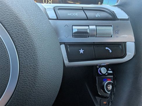 Certified 2025 Hyundai Santa Cruz Limited image 23