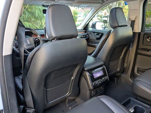 Used 2023 Lincoln Aviator Reserve image 23