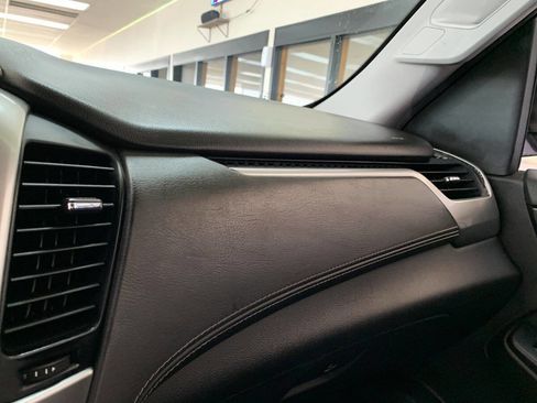 Used 2020 Chevrolet Tahoe 4WD image 17