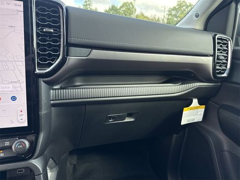 New 2025 Ford Ranger Lariat w/ Trailer Tow Package image 11