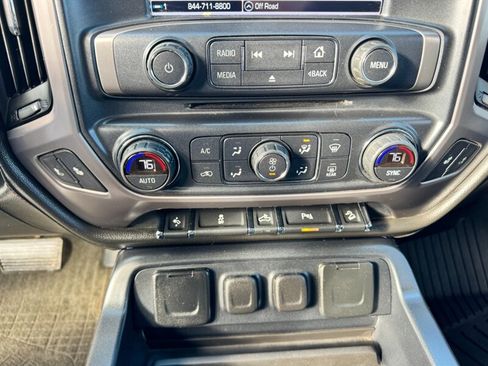 Used 2017 GMC Sierra 1500 SLT image 23