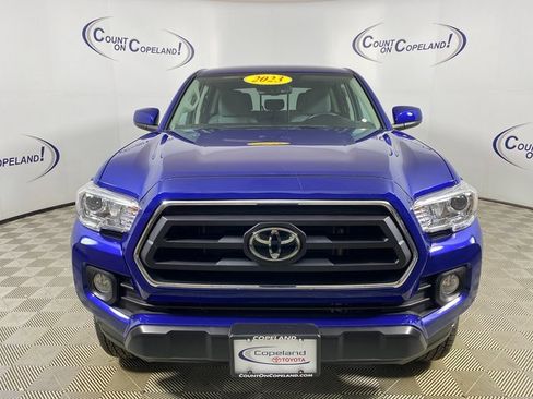 Certified 2023 Toyota Tacoma SR5 image 2