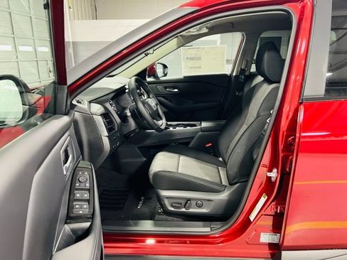 New 2026 Nissan Rogue SV w/ Cold Weather Package FWD image 19
