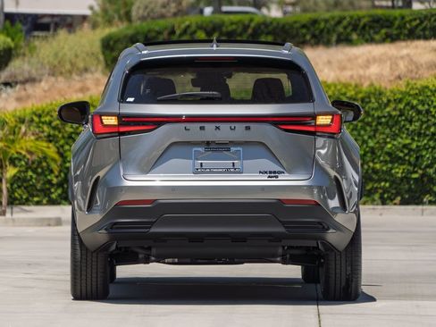 New 2026 Lexus NX 350h AWD w/ Premium Package image 10