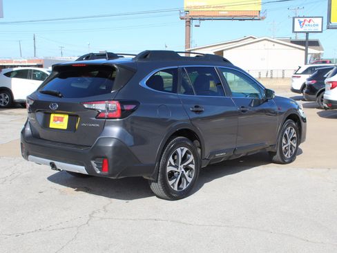 Used 2020 Subaru Outback Limited image 5