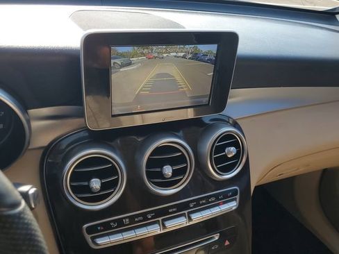 Used 2019 Mercedes-Benz GLC 300 image 28