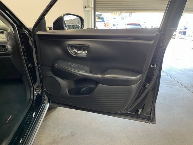 Used 2024 Honda HR-V LX image 13