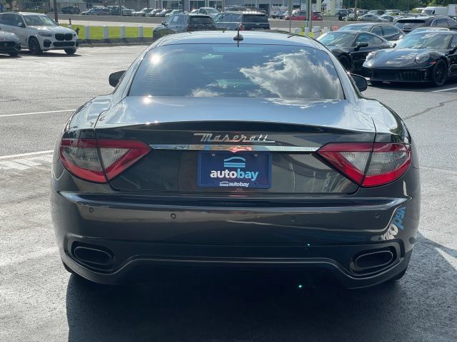 Used 2016 Maserati GranTurismo Sport RWD image 13