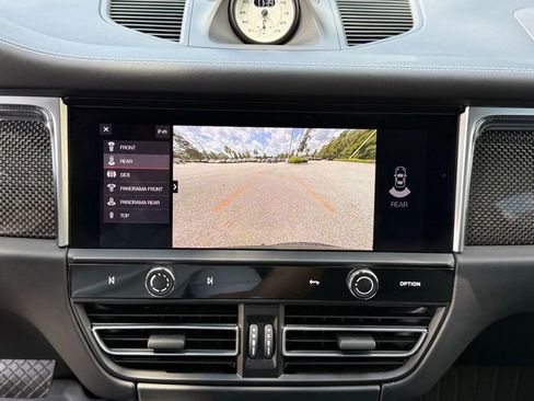 Certified 2023 Porsche Macan GTS AWD/4WD image 12