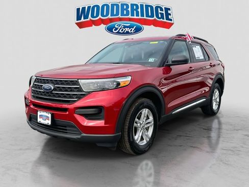 Certified 2023 Ford Explorer XLT image 2