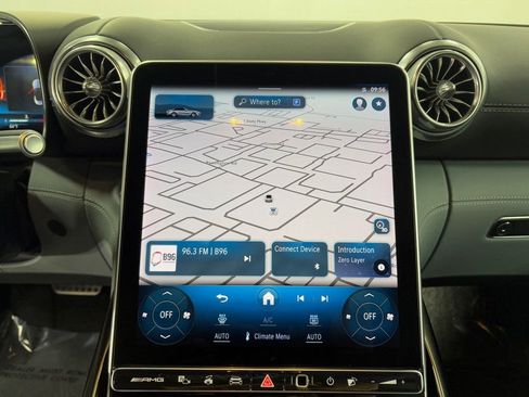 Used 2022 Mercedes-Benz SL 55 AMG SL 55 AMG w/ Driver Assistance Package image 19