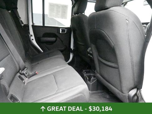 Used 2022 Jeep Gladiator Sport image 25
