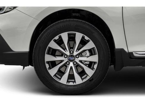 Used 2019 Subaru Outback 3.6R Touring image 14