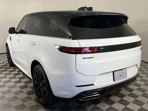 Certified 2023 Land Rover Range Rover Sport SE Dynamic image 4