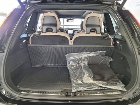 Certified 2026 Volvo XC90 B6 Plus w/ Protection Package image 15