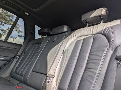 Used 2019 BMW X5 xDrive40i w/ Convenience Package image 17