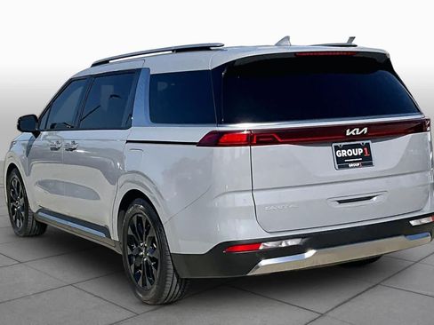 Used 2024 Kia Carnival SX Prestige FWD image 11
