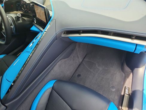 Used 2022 Chevrolet Corvette Stingray Premium Conv w/ 3LT RWD image 26