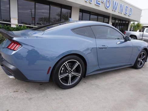 Certified 2025 Ford Mustang Premium image 6