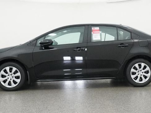 New 2026 Toyota Corolla LE FWD image 19
