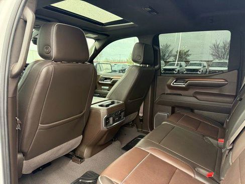 Used 2024 GMC Sierra 1500 Denali w/ Denali Reserve Package image 43