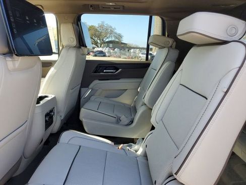 New 2026 GMC Yukon XL Denali image 11