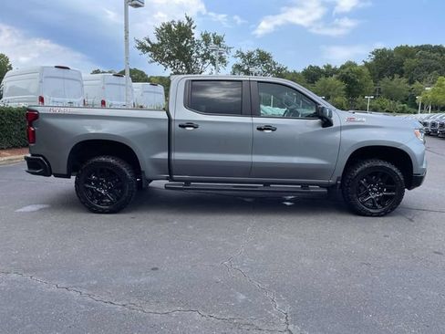 Used 2025 Chevrolet Silverado 1500 LT Trail Boss w/ Convenience Package II AWD/4WD image 36
