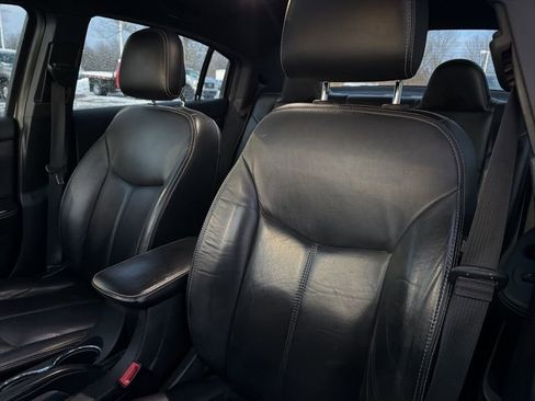 Used 2014 Chrysler 200 Limited w/ Sun/Sound Group image 8