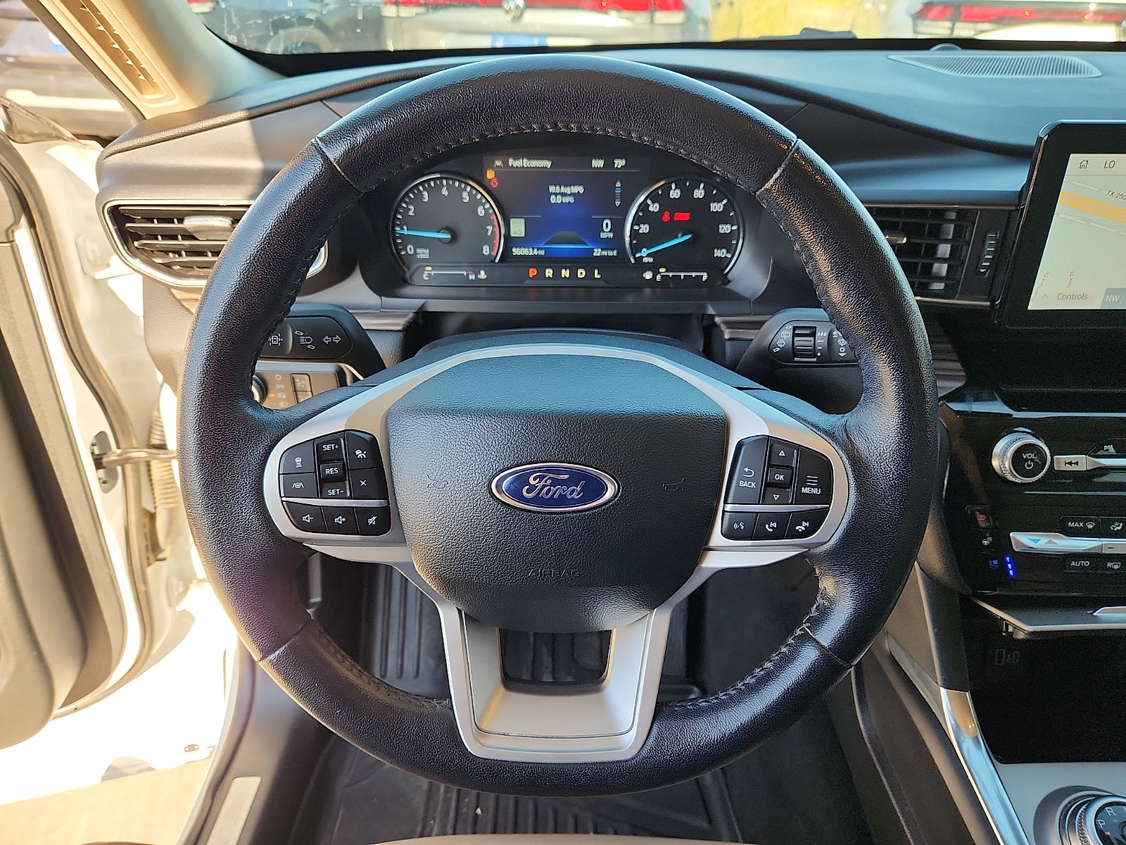 Used 2023 Ford Explorer Limited w/ Equipment Group 301A RWD image 16