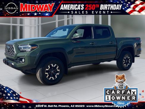 Used 2022 Toyota Tacoma TRD Off-Road AWD/4WD image 1