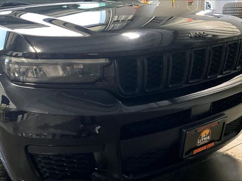 Used 2021 Jeep Grand Cherokee L Laredo image 43