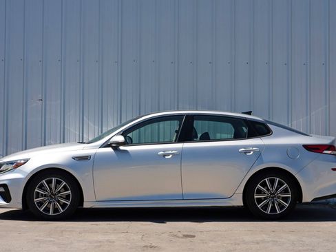 Used 2020 Kia Optima Premium image 8