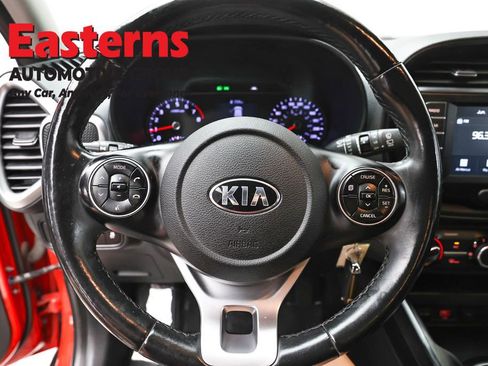 Used 2020 Kia Soul EX FWD image 10