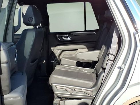 Used 2023 Chevrolet Tahoe LT w/ Luxury Package AWD/4WD image 12
