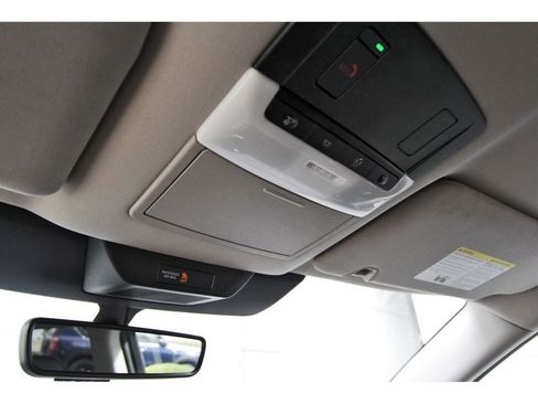 Used 2025 Nissan Pathfinder SL AWD/4WD image 21