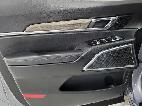 Used 2021 Kia Telluride SX w/ SX Prestige Package image 17