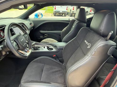 Used 2023 Dodge Challenger SRT Hellcat RWD image 15