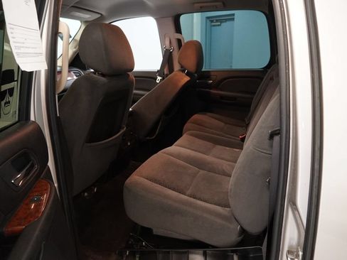 Used 2008 Chevrolet Avalanche LT RWD image 17