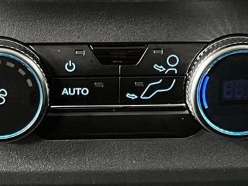 Used 2025 Ford Expedition Max Active AWD/4WD image 48