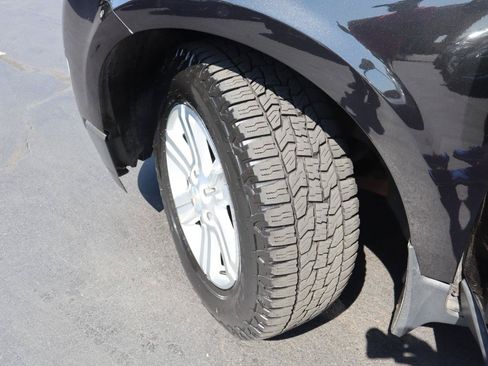 Used 2014 Chevrolet Traverse LT FWD image 21