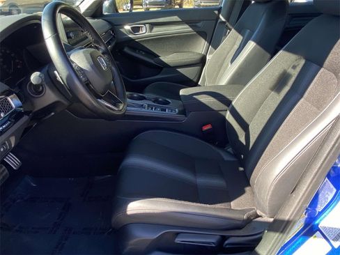 Used 2024 Honda Civic Sport image 12
