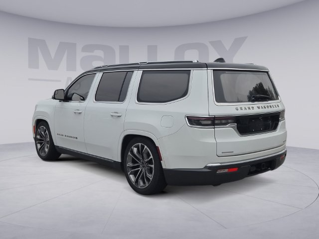 Used 2022 Jeep Grand Wagoneer Series III w/ HD Trailer Tow Package AWD/4WD image 3