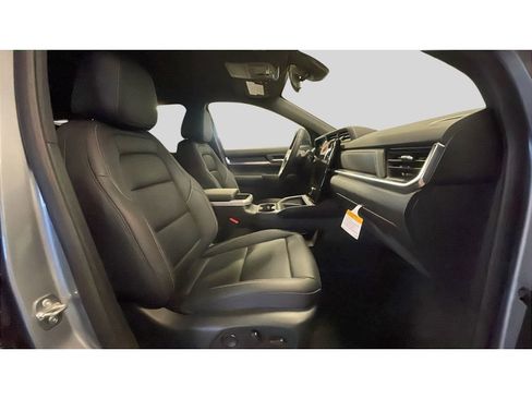 New 2026 GMC Terrain Elevation w/ Elevation Premium Package image 16