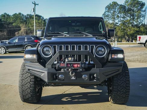 Used 2019 Jeep Wrangler Unlimited Sahara image 26