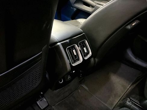 Used 2023 Kia Sorento SX AWD/4WD image 24