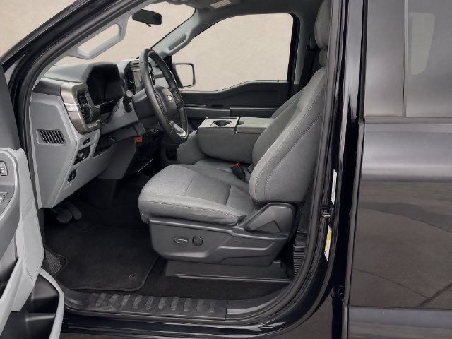 Used 2025 Ford F150 XLT w/ Equipment Group 301A Standard AWD/4WD image 11