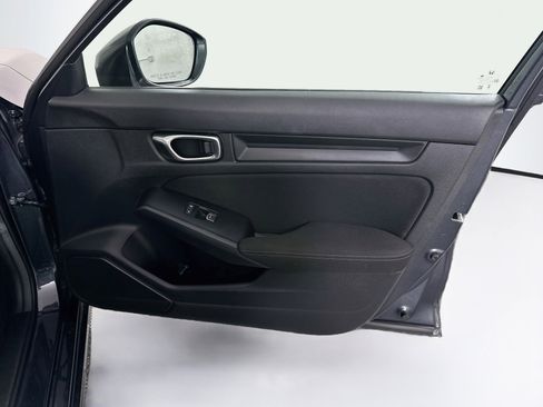 Used 2025 Honda Civic LX image 29