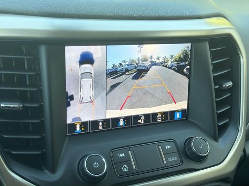 Used 2022 GMC Acadia Denali w/ Denali Ultimate Package AWD/4WD image 14