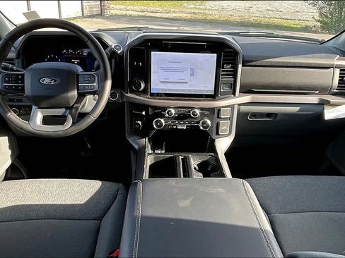 Used 2025 Ford F150 XLT w/ Equipment Group 302A MID RWD image 5