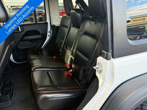 Used 2022 Jeep Wrangler Unlimited Rubicon w/ Steel Bumper Group image 22